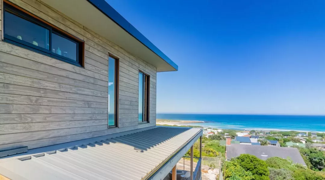 Accoya: Best Choice for Ocean-Facing Homes